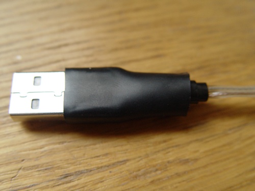 USB штекер, закрытый термоусадкой