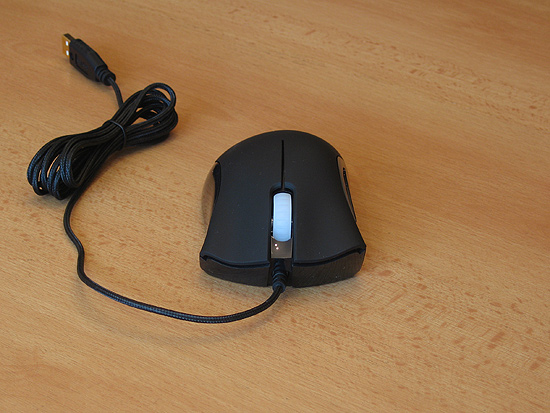 Общий вид мыши Razer DeathAdder 3500