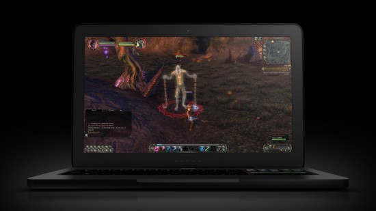 Вид спереди на геймерский ноутбук Blade от Razer