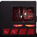 Вид сбоку на ASUS ROG-TJ11 Diablo III Edition