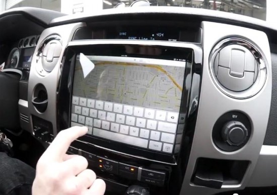 Использование планшета iPad в автомобиле