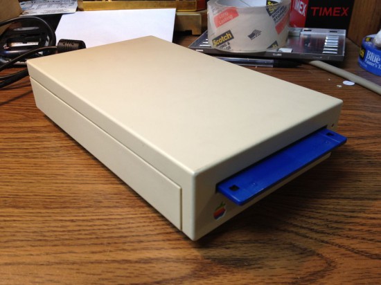 A basic view of the modified Macintosh 800K External Drive floppy drive