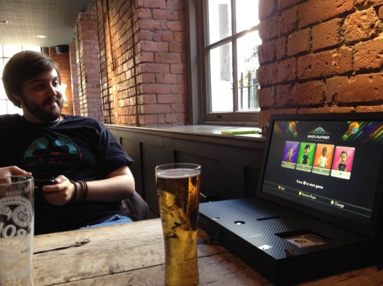 Using the Xbox 360 gaming laptop in a bar