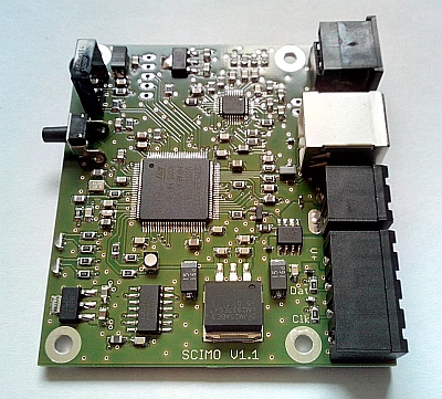 Плата, на которой распаяны элементы системы SCIMO