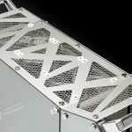 A ventilation panel on top of the case